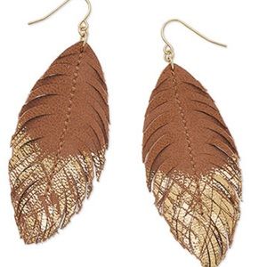 Premier Designs “Light as a Feather” earrings